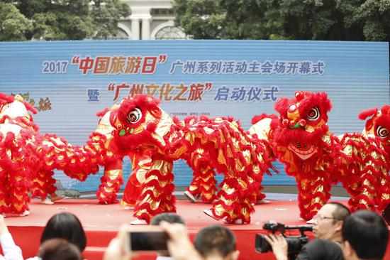 (摄影:李志强 )