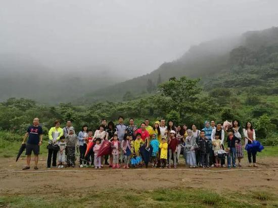 清远市外国语学会开展亲子野外露营活动_清远