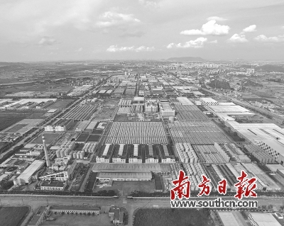 　　高明沧江工业园启动国家级经济技术开发区创建工作，精心构筑好能够吸引“金凤凰”的招商大载体。图为沧江工业园一角。