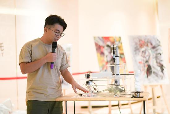 小洲艺术区合作艺术家展示“音雕”作品 让声音看得见地保存下来