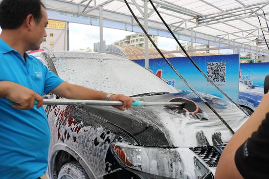 惠州智能自助洗车来袭 只需六元就可享受_惠州