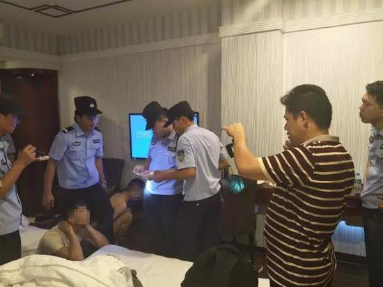 惠东警方大清查 抓获多名违法及吸毒人员