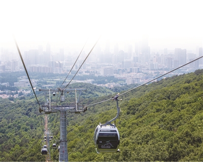 紫金山索道已改为封闭式吊厢,明天开始运营。