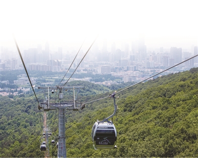 紫金山索道已改为封闭式吊厢，明天开始运营。