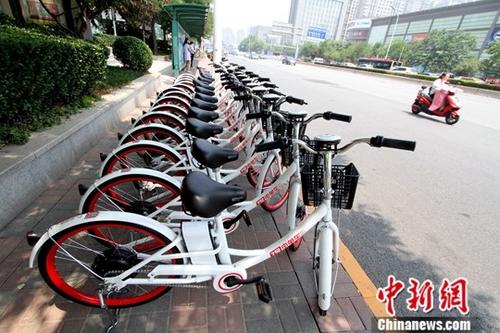 6月7日,国产共享电单车品牌“7号电单车”,宣布进入天津市场。中新社记者 张道正 摄
