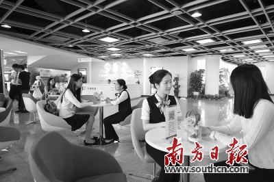 海珠区打造最高“性价比”双创热土,琶洲政务客厅为创新创业者提供贴心服务。资料图片