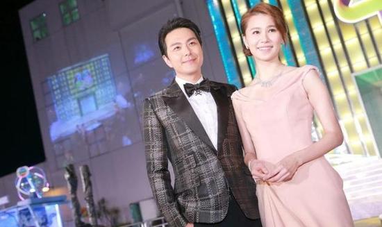 黄翠如赞爱郎萧正楠脾气好 不介意主动求婚