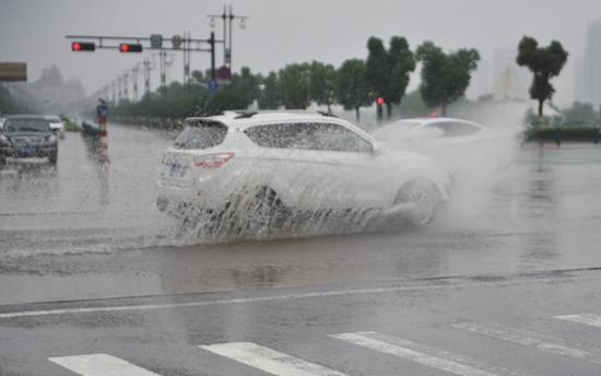 佛山禅城通报存大雨积水隐患路段 提醒市民安
