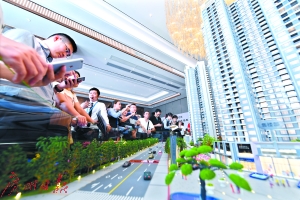 十一期间佛山楼市成交量降8成 限购区开发商压