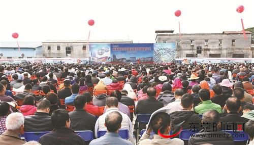 昨日，麻涌多项民生配套项目破土动工，5000多人参加奠基仪式（记者 曹雪琴 摄）