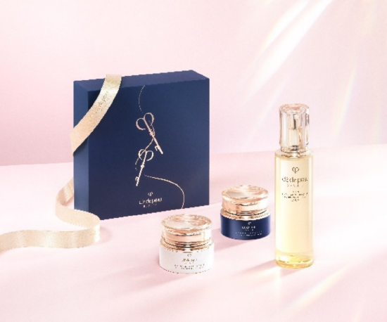 CPB肌肤之钥「昼夜逐光」限定礼盒（内含：光采赋活精华水、光采赋活日间防护霜、光采赋活夜间修护霜）