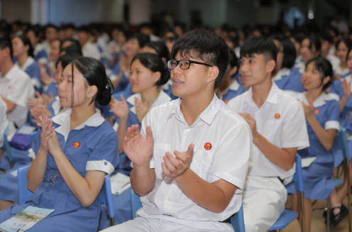 广州宪法在我心中法治宣传进校园活动圆满启动