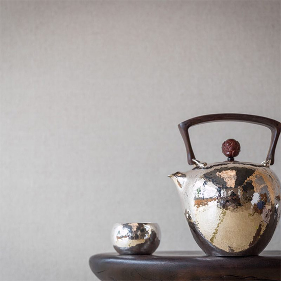 “破茧”展览——银壶