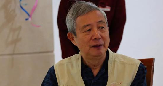 2018年10月13日杨文伟参加本部离退休人员敬老节茶话会。