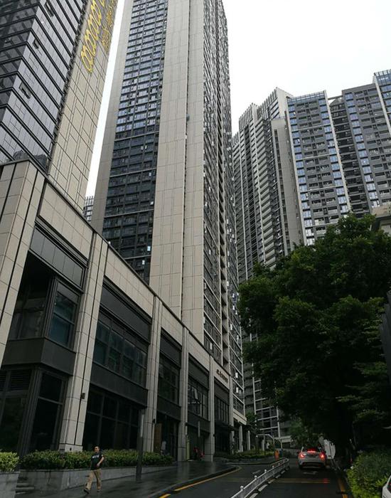 华联小区。摄影:梁宙
