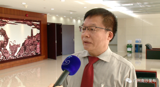 南沙区人大代表林锦洪认为,推动医疗卫生实现跨越提升,人才引进很重要。
