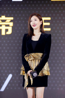 (演员、 懂车帝明星评测官 江疏影)