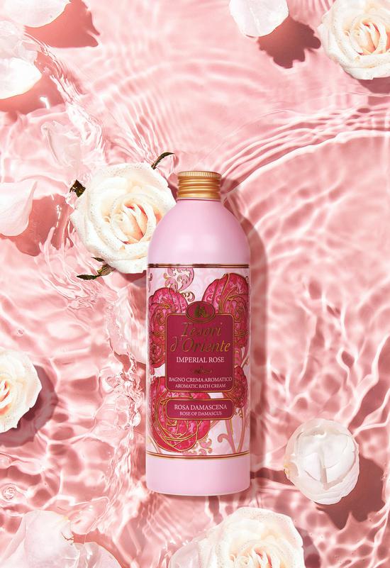 东方宝石臻萃玫瑰柔肤沐浴乳 500ML /89 RMB