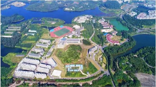 南海大学城航拍图
