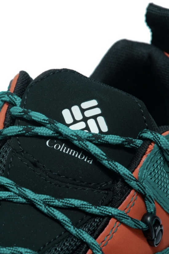 ▲Columbia FACET 60科技徒步鞋&nbsp;莲藕式圆鞋带设计
