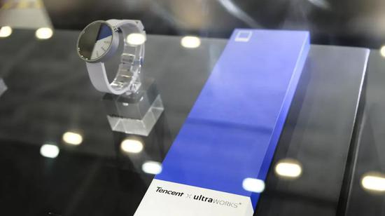 ULTRATIME002 “月球另一面的秘密”为概念