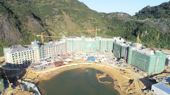 正在建设中的奥园英德巧克力王国