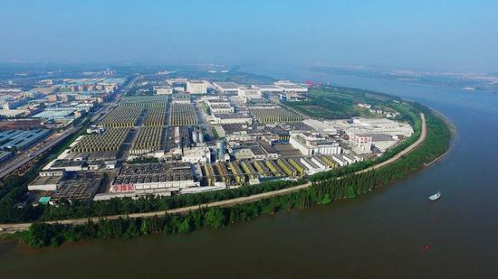 极具规模的李锦记新会生产基地
