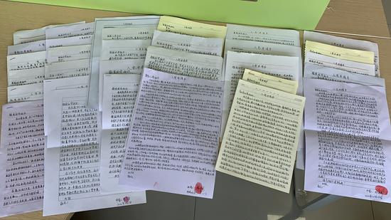在疫情防控阻击战中,黄埔区、广州开发区众多职工群众纷纷递交入党申请书