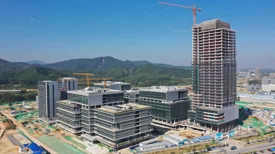 上图:黄埔正打造全球领先纳米创新集群,积极推动建设“中国纳米谷”。