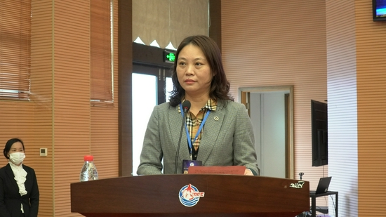坡头区各民主党派代表、区人大常委会副主任刘彬致贺词