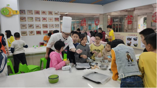 李伟康解答同学们的疑问