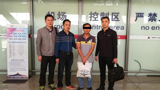 涉嫌合同诈骗案外逃疑犯刘某在老挝被成功缉捕遣返