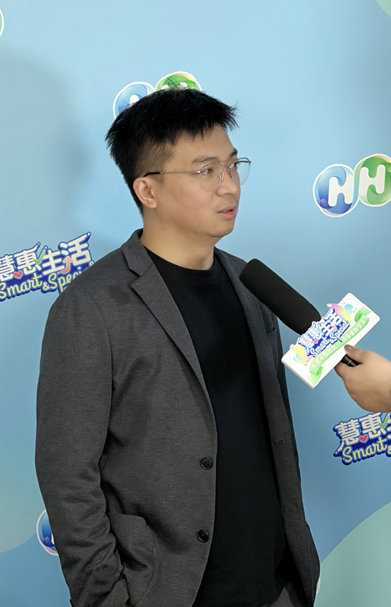 “慧惠生活”平台负责人胡文波先生接受采访