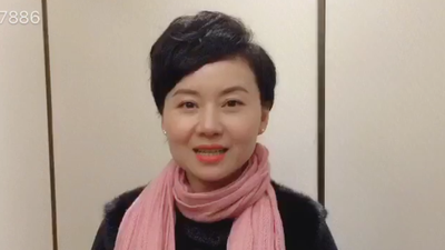 马小倩为“脱贫扶智”幸福列车点赞