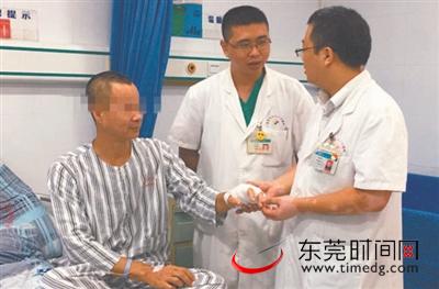 目前,吴先生的病情已经稳定下来,并且顺利出院 市卫计局供图