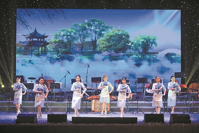 彩虹组合”演唱《岭南说》