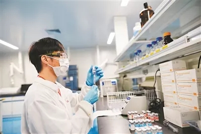广州倍绣生物技术有限公司于2月10日正式复工，目前产能基本恢复。广州日报全媒体记者王维宣摄