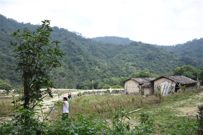 全省首个拆旧复垦项目诞生于“空心”20余载的梅州丰顺县岳潭村。