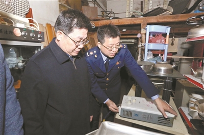 东莞在全市范围内开展直排式燃气热水器安全大检查。