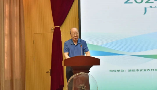 中国茶叶流通协会荣誉会长、广东省茶业行业协会会长、大赛组委会主任穆有为致辞
