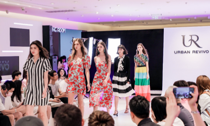 alice + olivia x URBAN REVIVO联名裙装