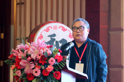 暨南大学中国文化史籍研究所所长、教授刘正刚以《清代族规 与国家法律的关系》为题演讲