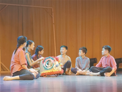 儿童舞台剧《姑太返来啰》。
