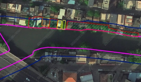 仙塘五帽闸涌河边地