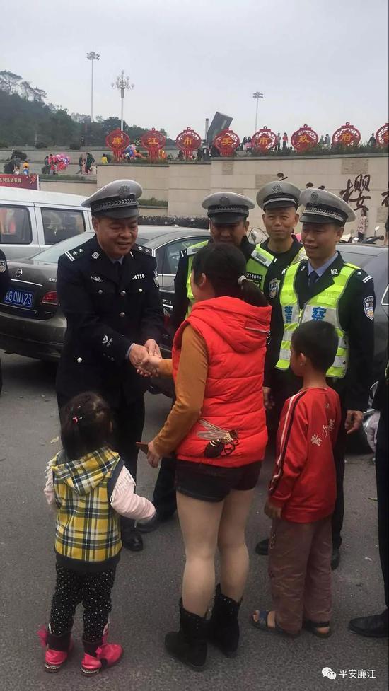 图片来源:廉江共青团志愿者