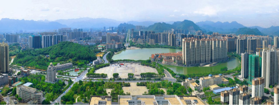 图为英德市城区一角