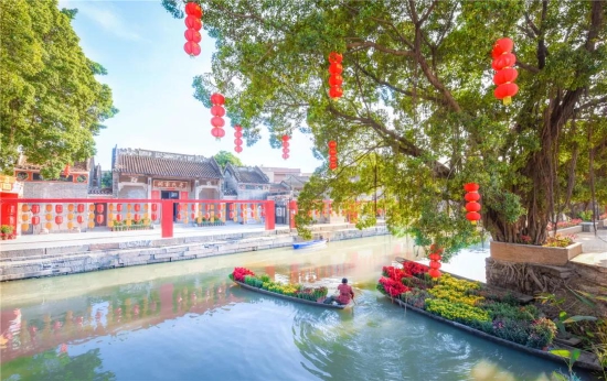 儒溪村老家祠堂2022新春布置美景。