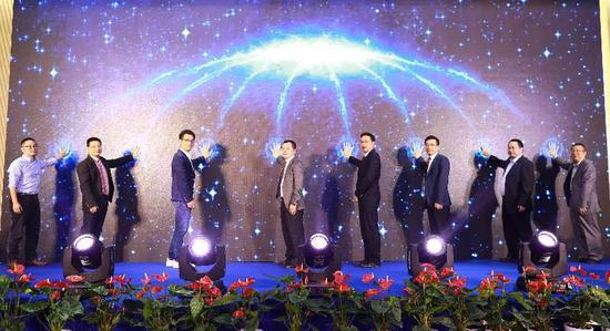 珠海高新区举办菁牛汇企业家俱乐部成立仪式