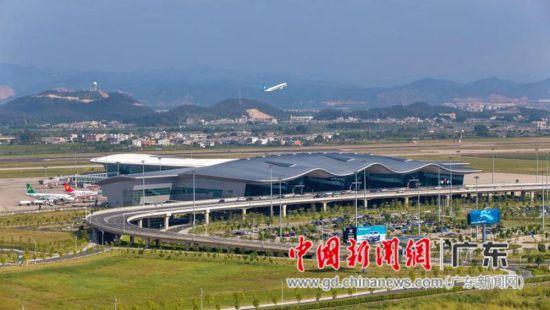 揭阳潮汕国际机场运输生产屡创新高，境内外航线布局初具雏形
