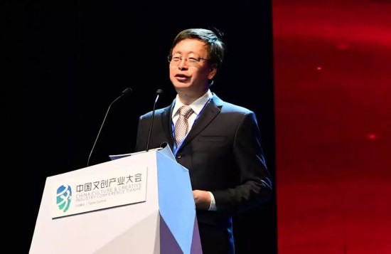 北京大学文化产业研究院副院长陈少峰
